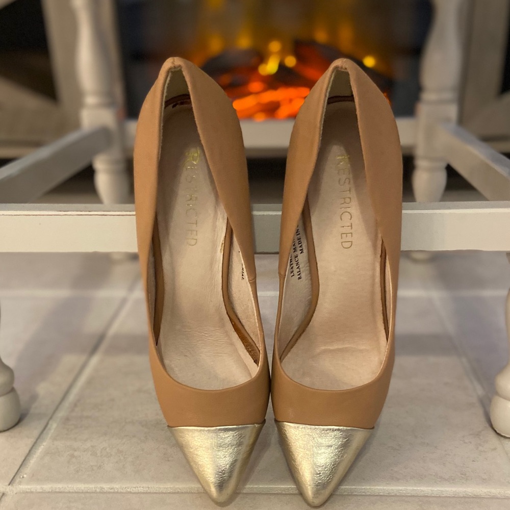 Restricted Just Dance Pointed Toe Pumps